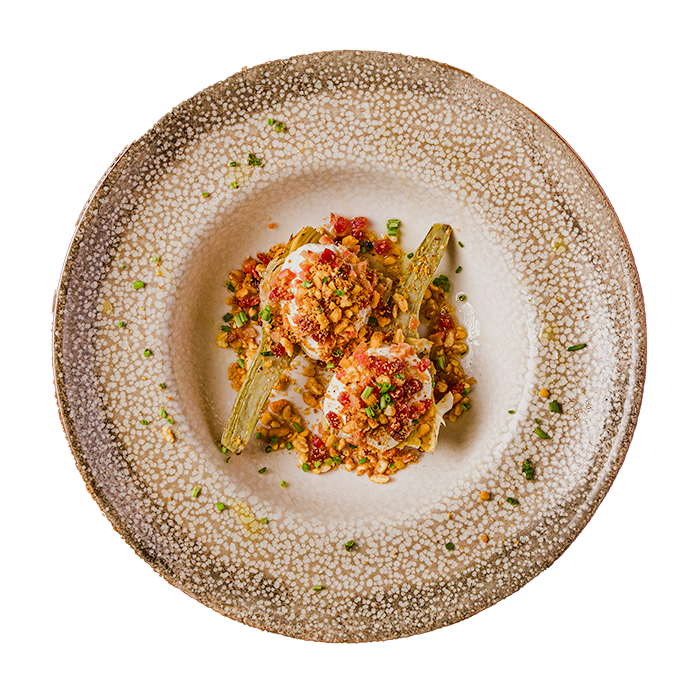 Alcachofa a la brasa. Con mayonesa de su jugo, cebollino y un toque crujiente.